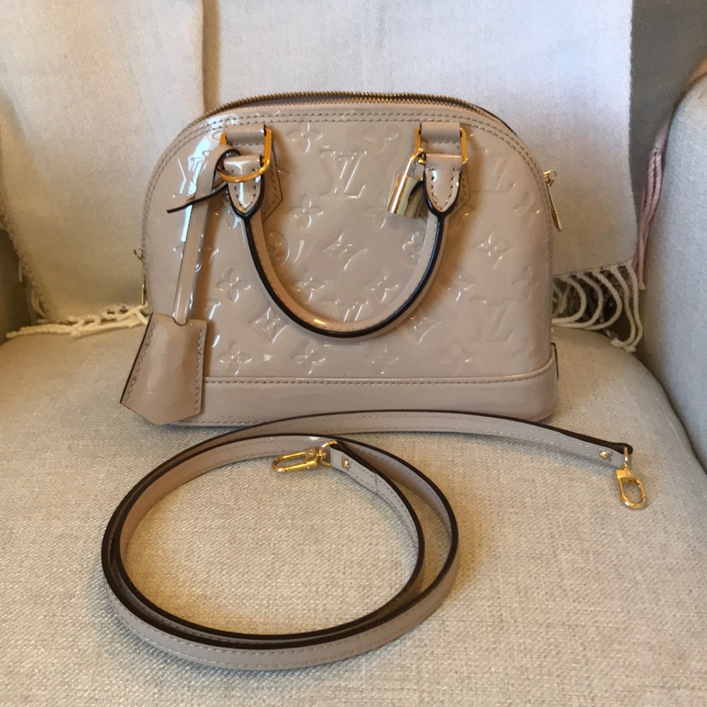 Louis Vuitton Handbags